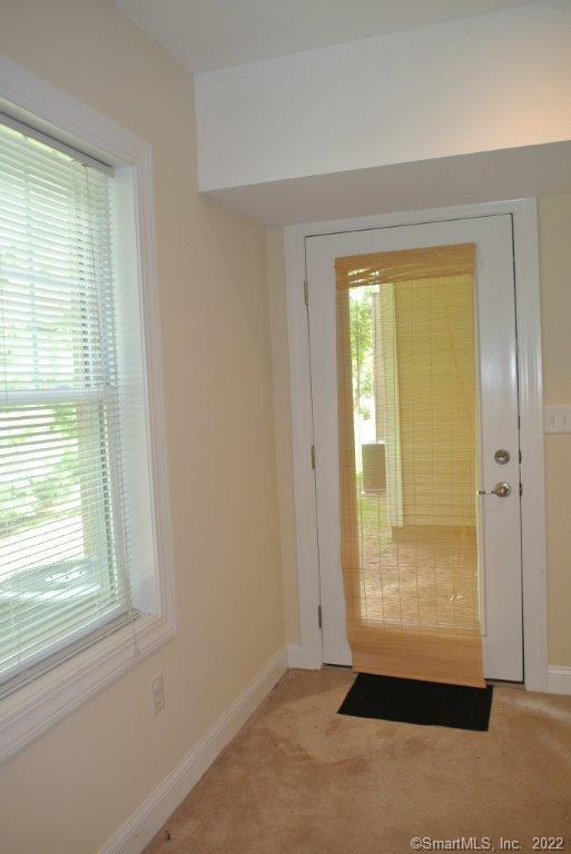 Building Photo - 140 Kyles Way