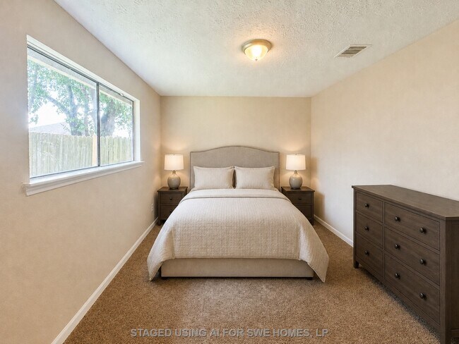 Building Photo - 8710 Parkway Forest Dr