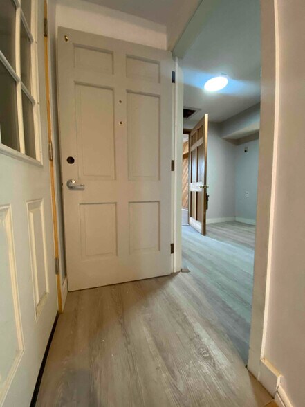 Building Photo - 423 N Tatnall St