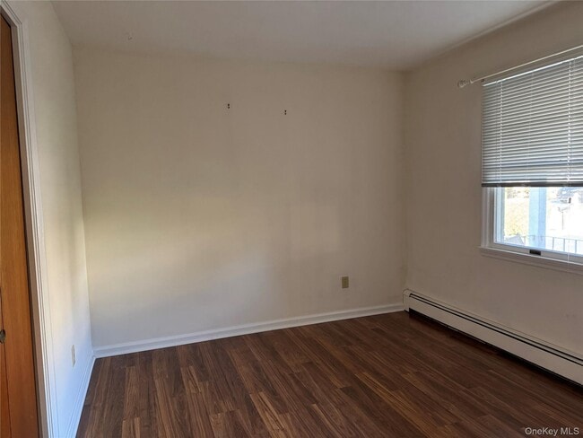 Building Photo - 17 Intervale Ave