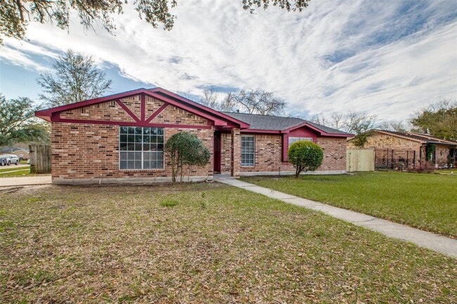 Building Photo - 1003 W Nelda Rd