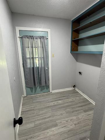 Building Photo - 207 Sharp Dr