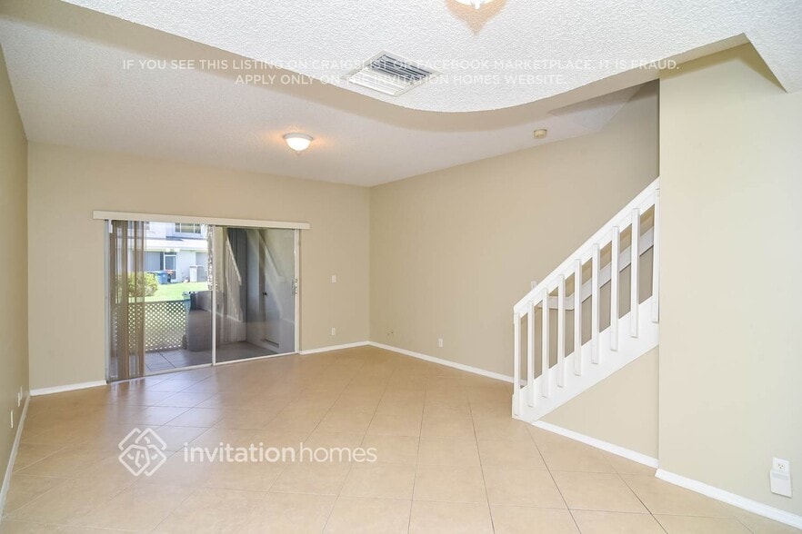 Building Photo - 16648 Hemingway Dr