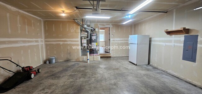 Building Photo - 22607 SE 287th Pl