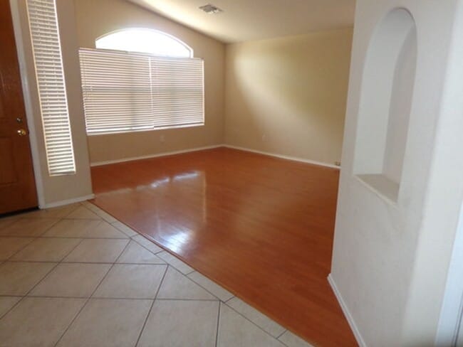 Building Photo - Check out this Beautiful Home