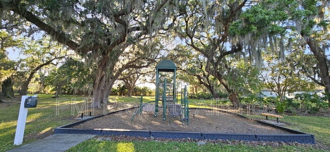 Building Photo - 2890 Spring Breeze Way