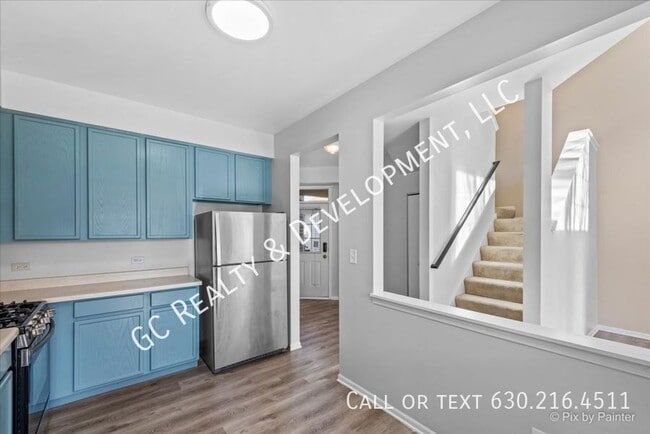 Building Photo - 2864 Rutland Cir