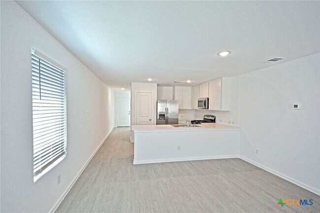 Building Photo - 1542 Tiptop Mdw