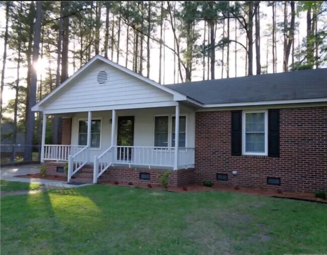 Primary Photo - 108 Dallas St