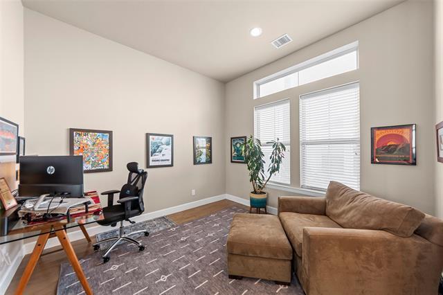 Building Photo - 762 Lacey Oaks Pl