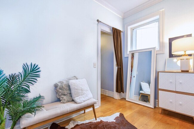 Building Photo - 81 Montgomery St