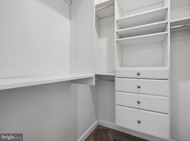 Building Photo - 593 Cedar Spring St