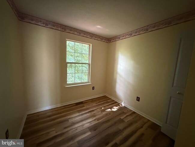 Building Photo - 9324 Daly Ct