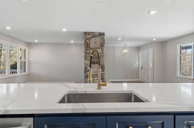 Building Photo - Renovated 3-Bedroom Ranch Home in Sanford