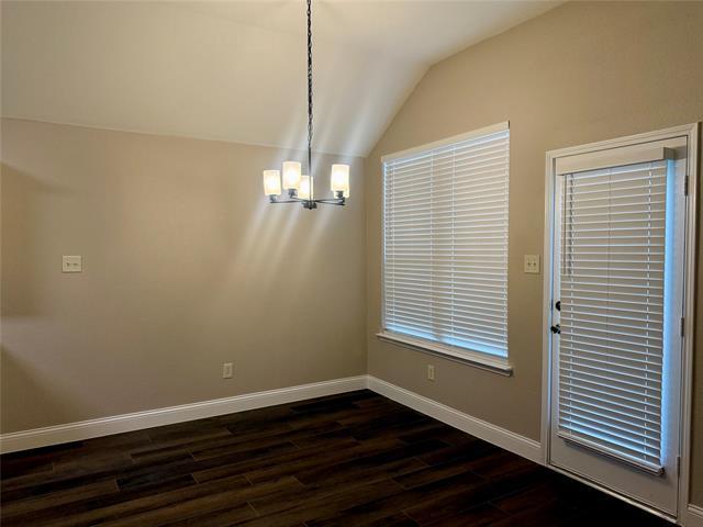 Building Photo - 2113 Fountain Dr