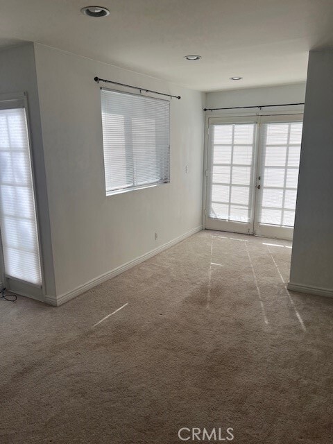 Building Photo - 1625 Wellesley Ave