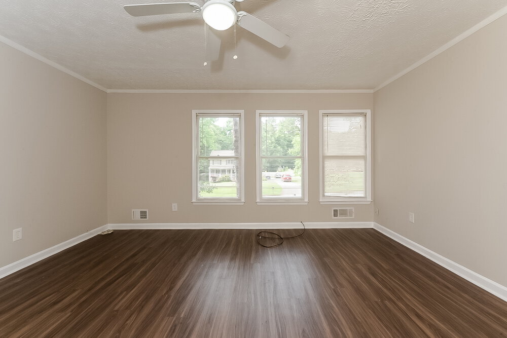 Building Photo - 2015 Lullwater Cir