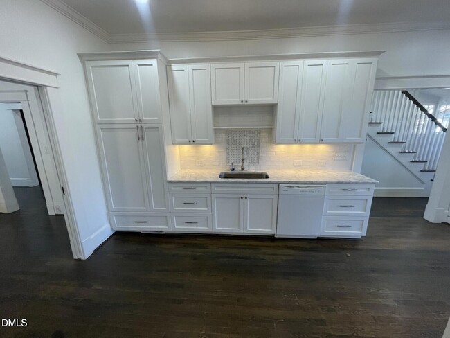 Building Photo - 313 Calvin Rd