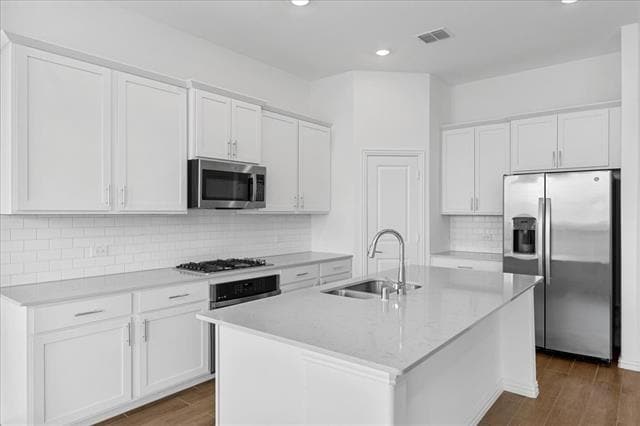 Building Photo - 812 Morwenna Rd