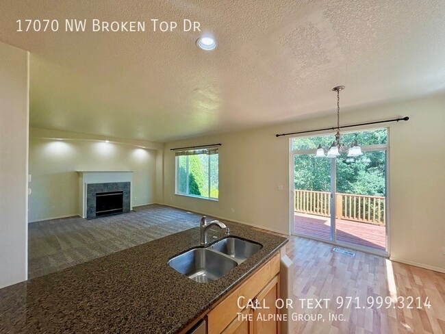 Building Photo - 17070 NW Broken Top Dr