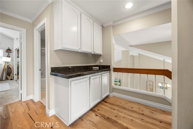 Building Photo - 6 Sand Pointe