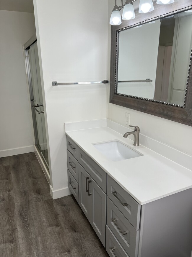 Building Photo - 2208 Sonoma Ave