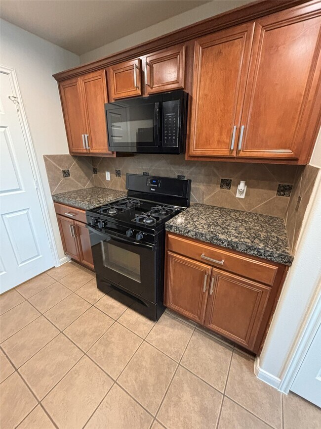 Building Photo - 8839 Windfern Trace Dr