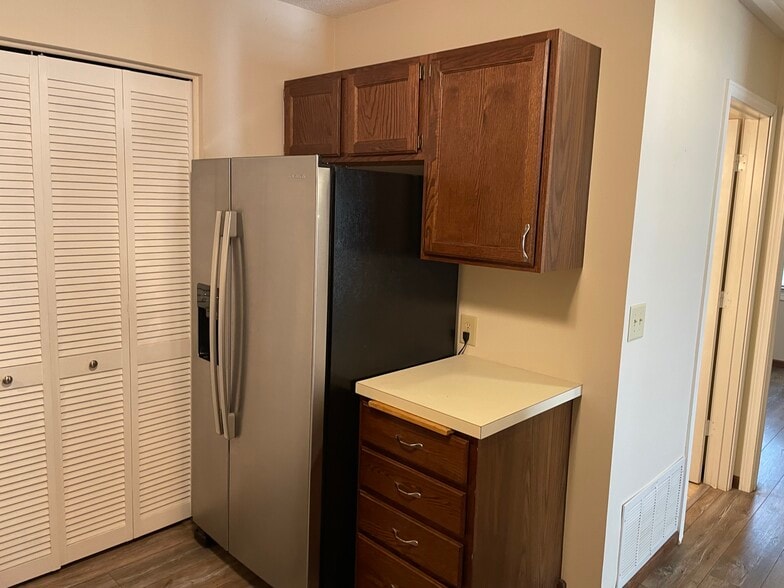 Building Photo - 4702 Markham Pt