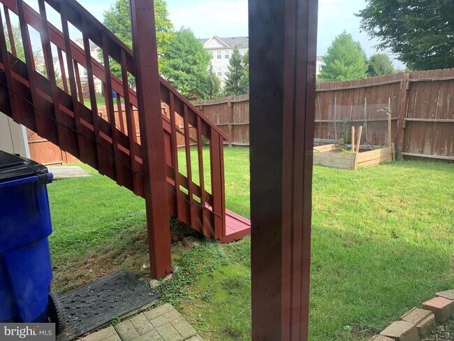 Building Photo - 4850 Marsden Pl