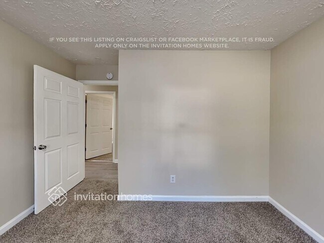 Building Photo - 65 Windsong Dr