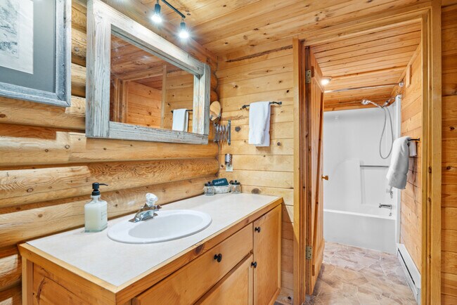 Building Photo - 5406 Henrys Lake Rd