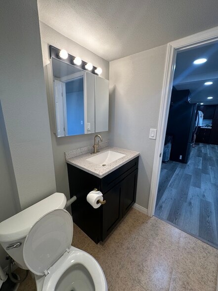 Building Photo - 2339 Van Ness Ave