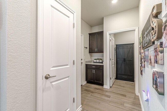 Building Photo - 138 Harborside Dr