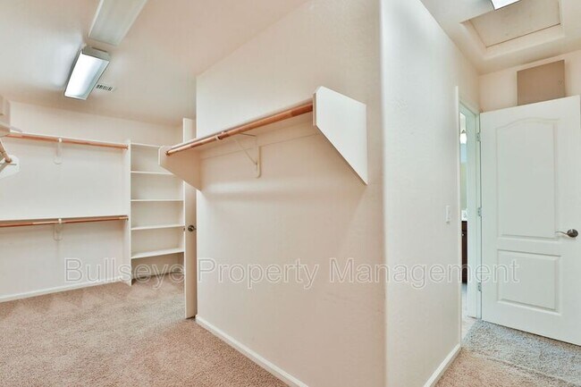 Building Photo - 3474 E Liberty Ln