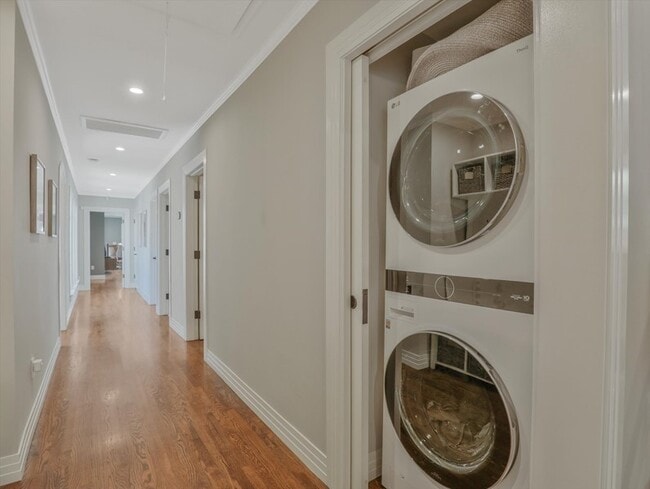 Building Photo - A furnished serene oasis