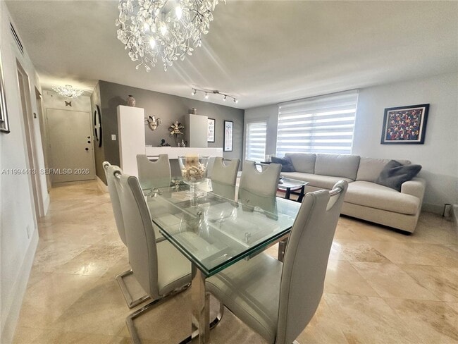 Building Photo - 9225 Collins Ave