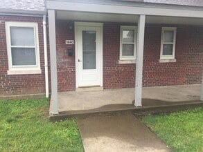 Building Photo - 1840 La Salle Pl