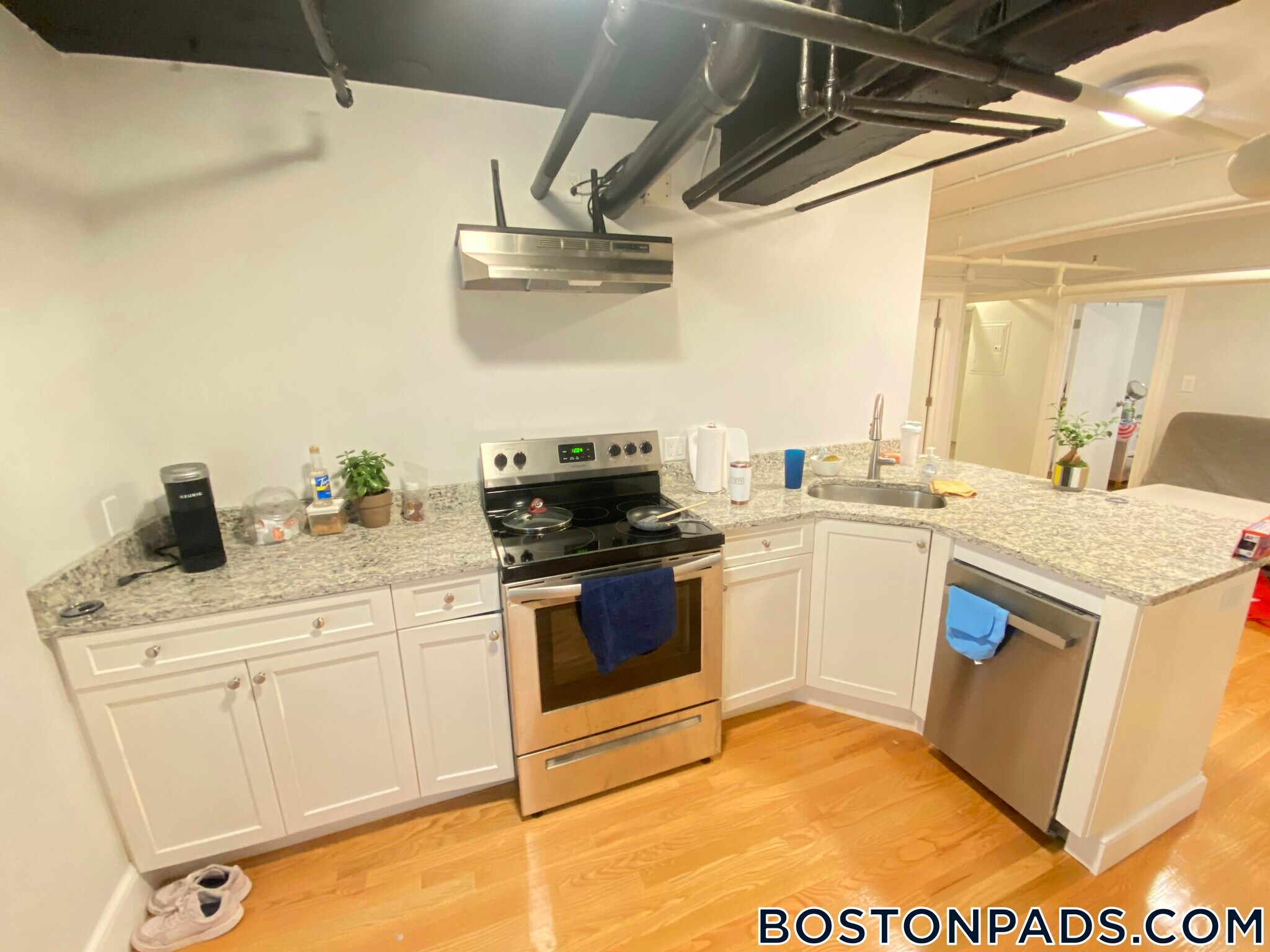 Building Photo - 1450 Commonwealth Ave