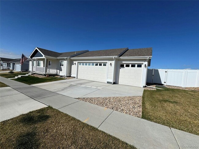 Building Photo - 4321 Yellowbells Dr
