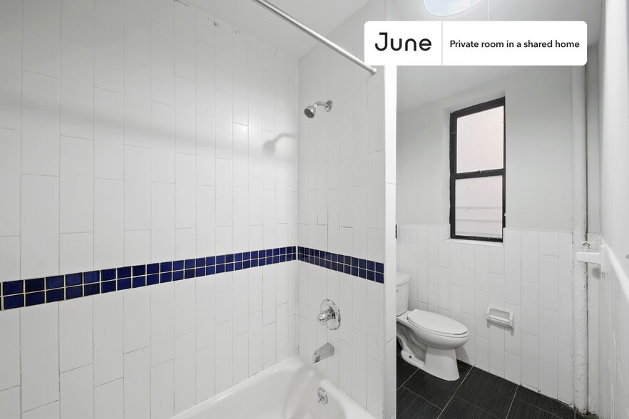 Building Photo - Room in Shared 3 bed/1 bath home in Hamilton Heights