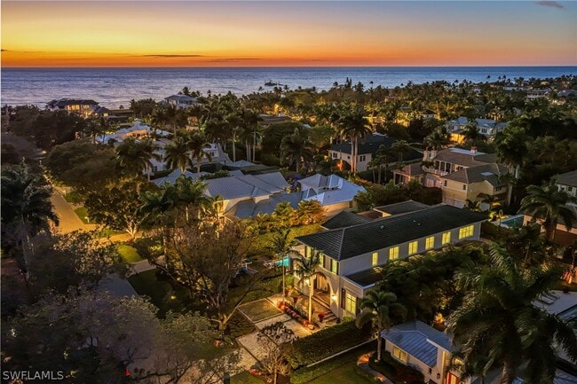 Building Photo - 215 3rd Ave N