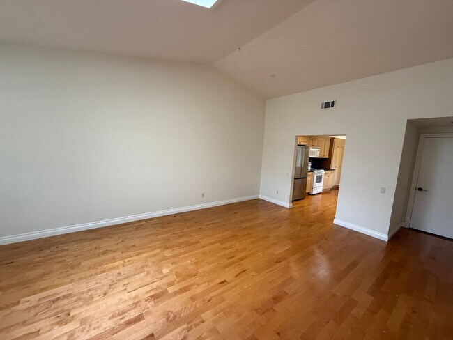 Building Photo - 2 Car Garage Capri in Leisure Village Senior Community