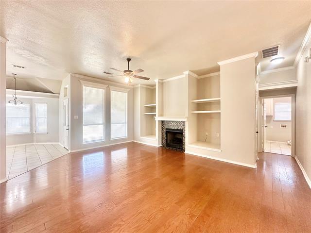 Building Photo - 1806 Sand Stone