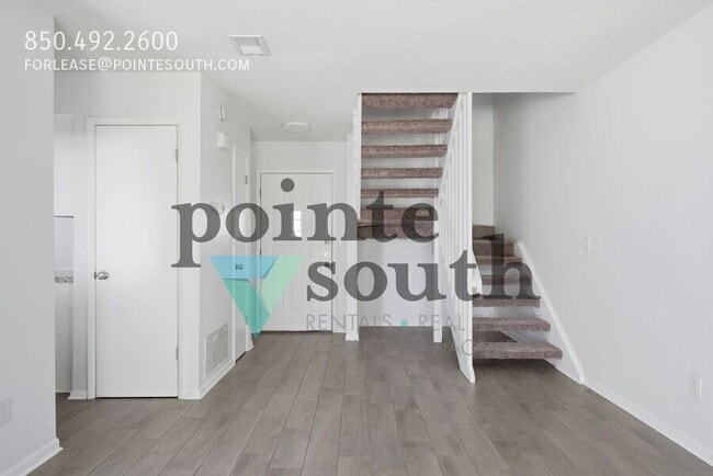 Building Photo - 126 Pine Ridge Trce