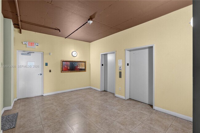 Building Photo - 1350 NW 8th Ct
