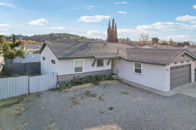 Building Photo - 1319 Lexington Ave