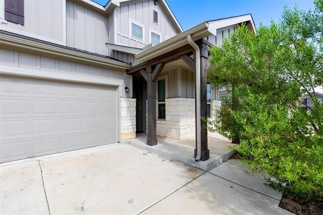 Building Photo - 332 Zuma Dr