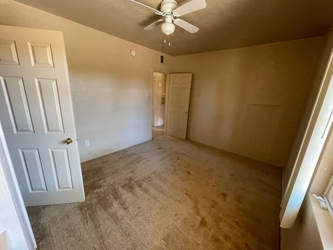 Building Photo - MOVE IN SPECIAL-500.00 OFF 1ST MONTHS RENT...