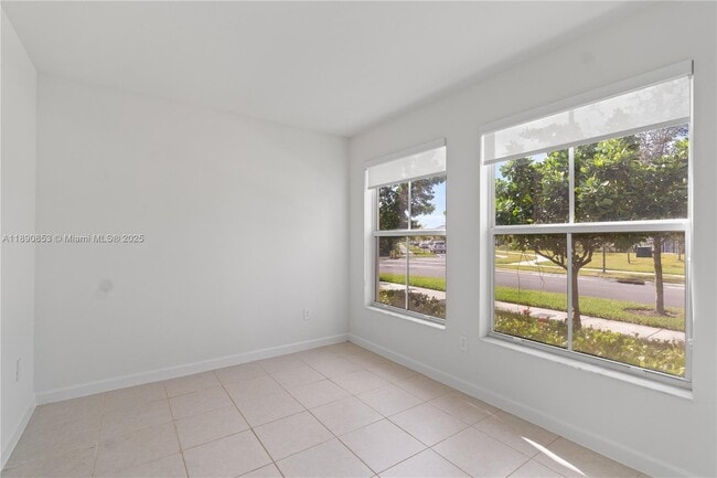 Building Photo - 26487 SW 148th Ave