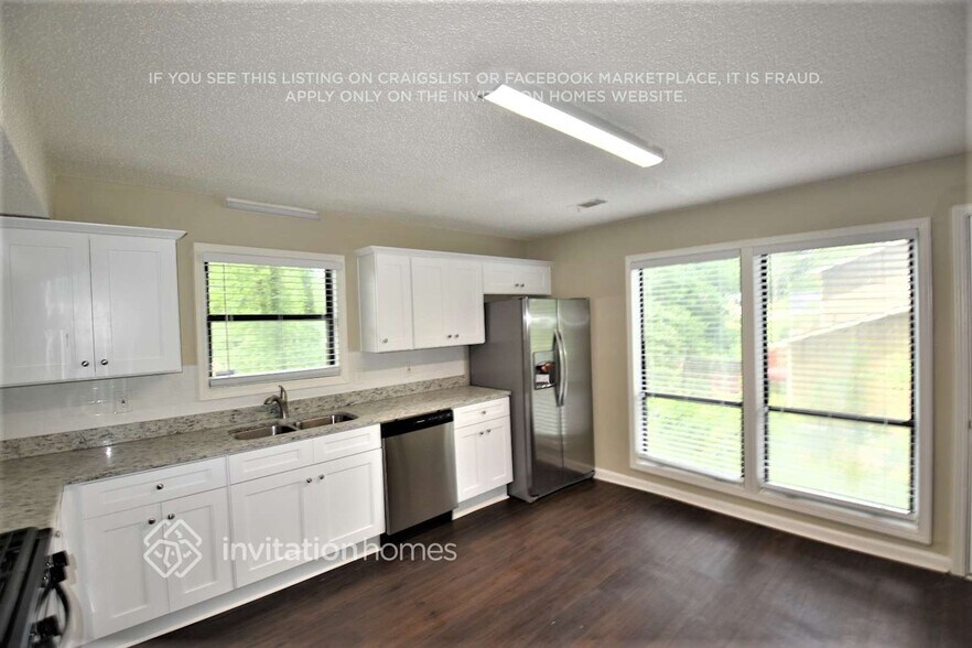 Building Photo - 2304 Horseshoe Bend Rd SW